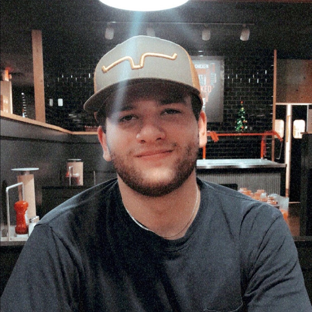 Meet your Posher, Bryson